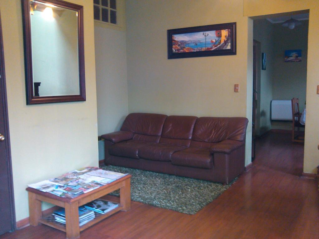 Hostal Barrio Italia ซานติอาโก ภายนอก รูปภาพ